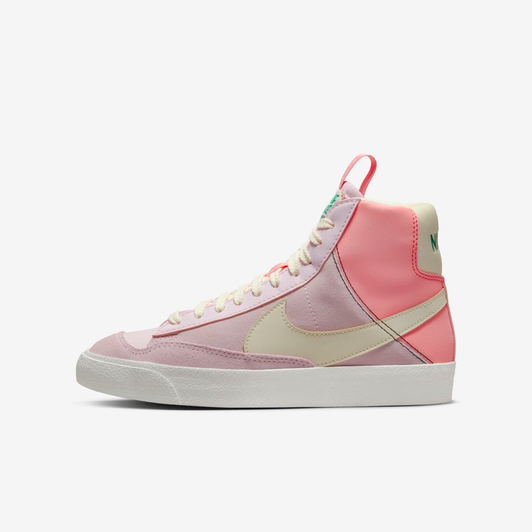 Tênis Nike Blazer Mid '77 SE Infantil - Foto 1