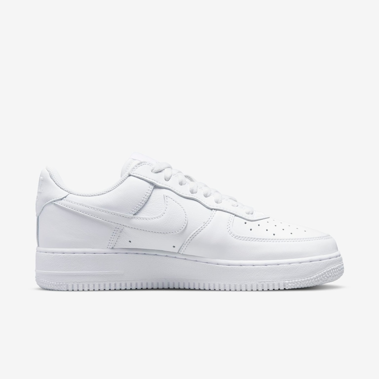 Tênis Nike Air Force 1 Low Retro - Foto 3