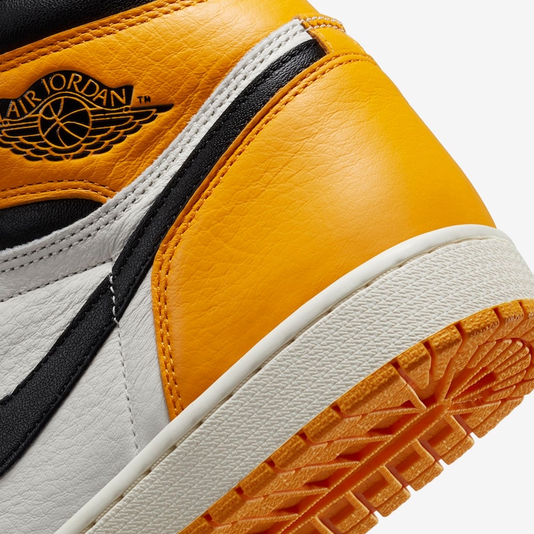 Tênis Air Jordan 1 Retro High OG - Foto 8
