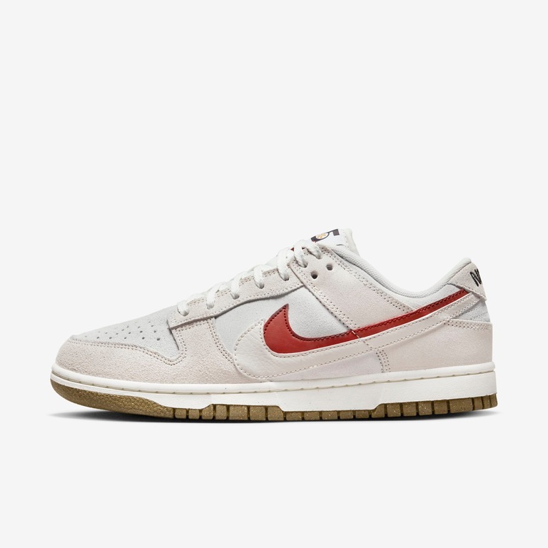 Tênis Nike Dunk Low SE Feminino - Foto 1