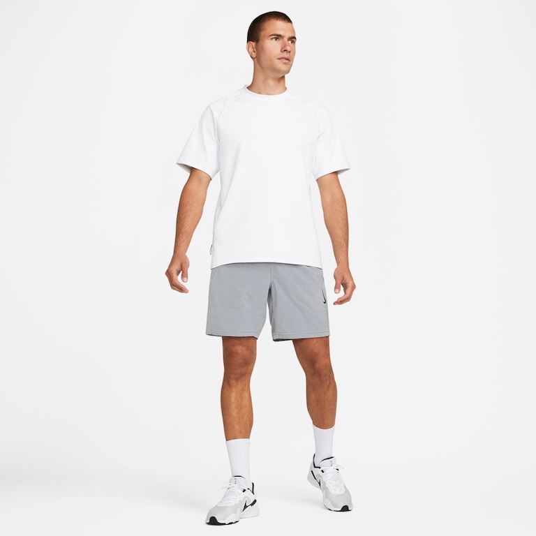 Camiseta Nike Dri-FIT Advanced Axis Masculina - Foto 9