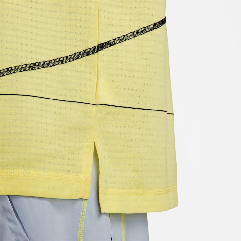 Camiseta Nike Dri-FIT Q5 Masculina - Foto 4