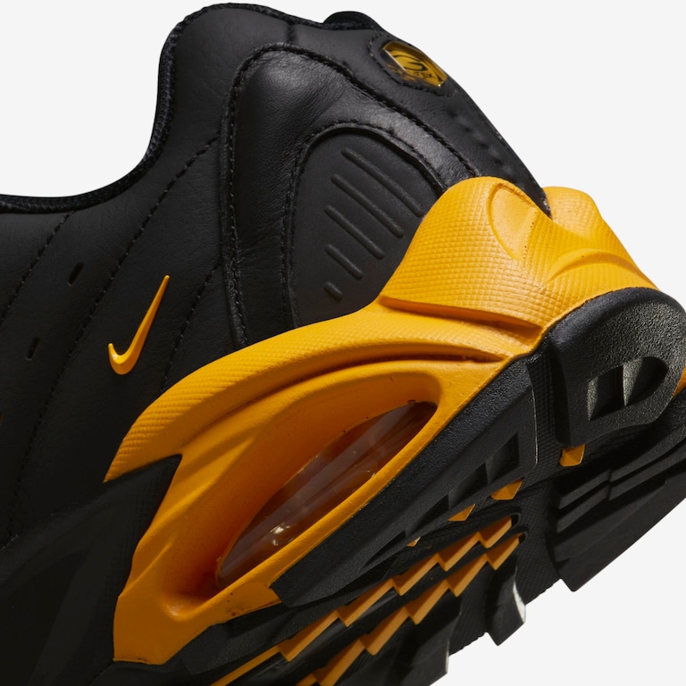 Tênis Nike Hot Step Air Terra Humara OG - Foto 8