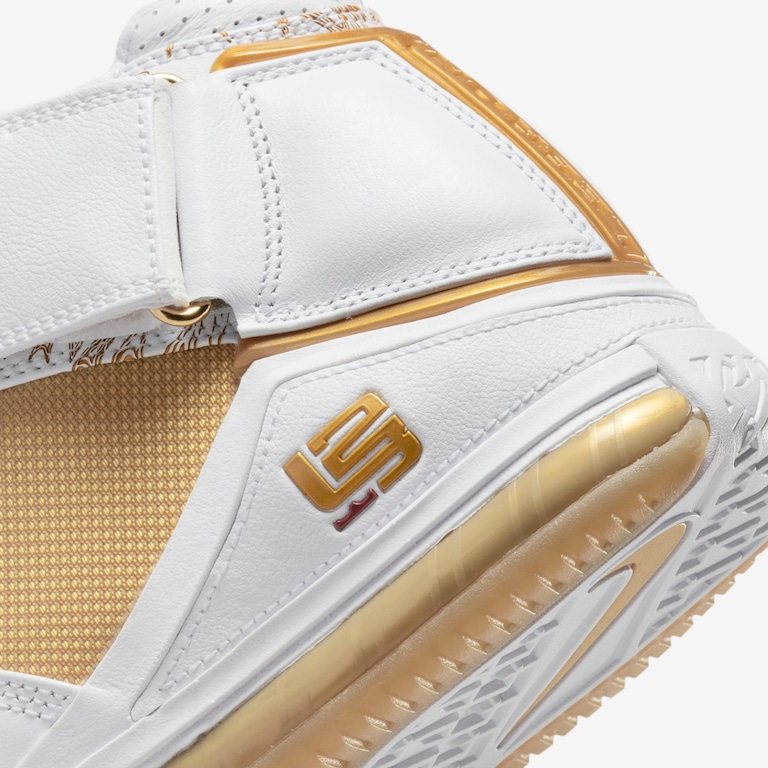 LeBron II Retro QS - Foto 8