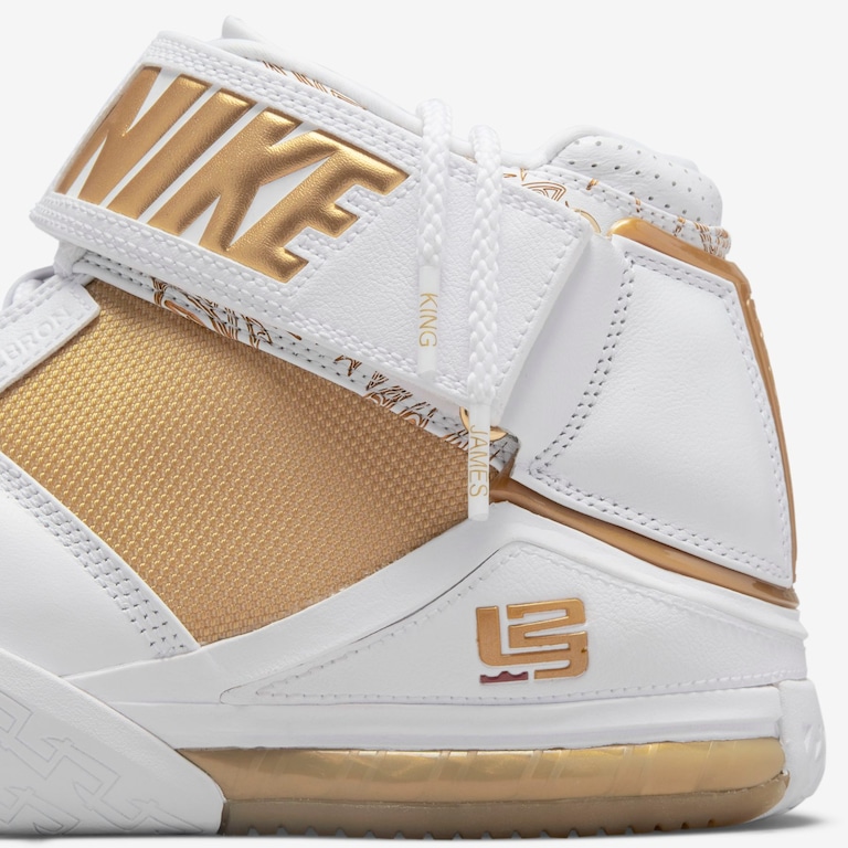 LeBron II Retro QS - Foto 9