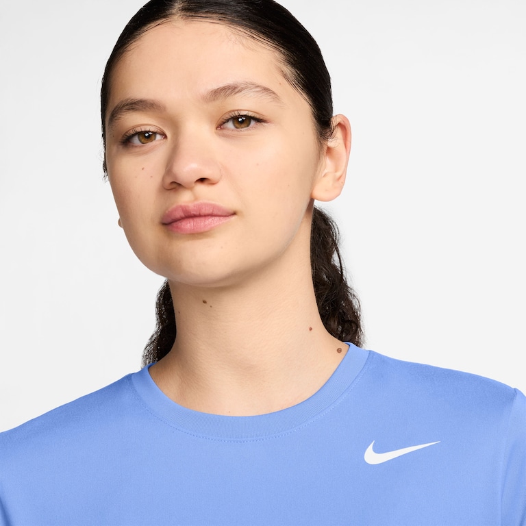 Camiseta Nike Dri-FIT Feminina - Foto 3