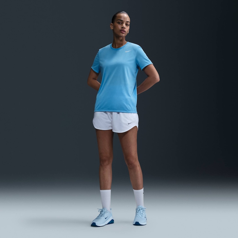 Camiseta Nike Dri-FIT Feminina - Foto 4