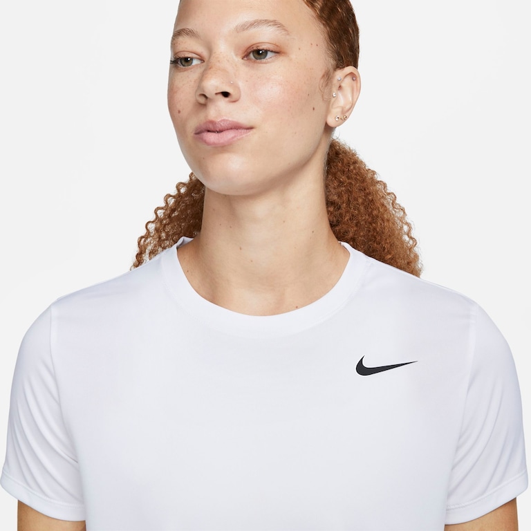 Camiseta Nike Dri-FIT Feminina - Foto 3