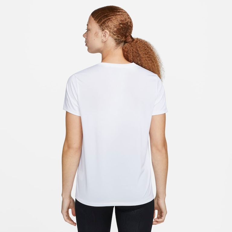 Camiseta Nike Dri-FIT Feminina - Foto 5