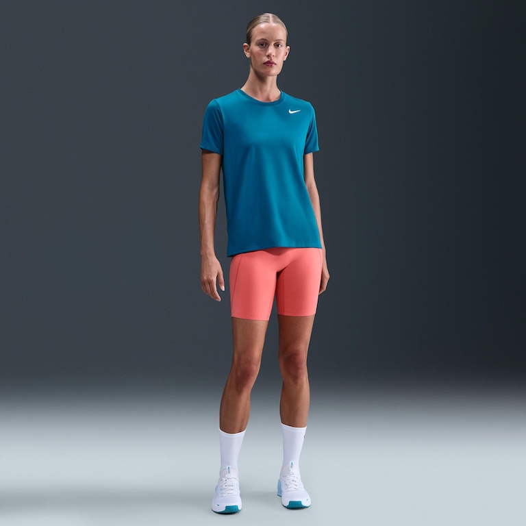 Camiseta Nike Dri-FIT Feminina - Foto 4