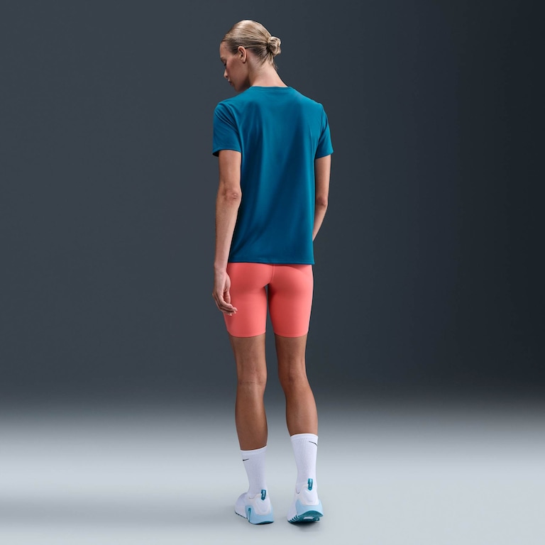 Camiseta Nike Dri-FIT Feminina - Foto 5