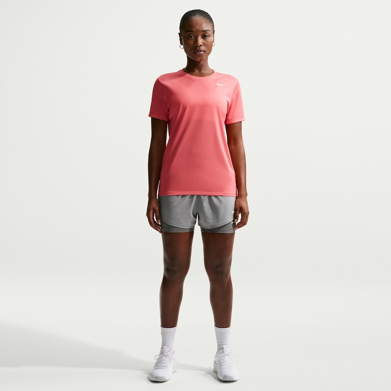 Camiseta Nike Dri-FIT Feminina - Foto 4