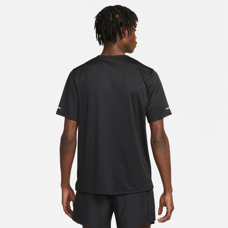Camiseta Nike Dri-FIT UV Miler Run Division Masculina - Foto 2
