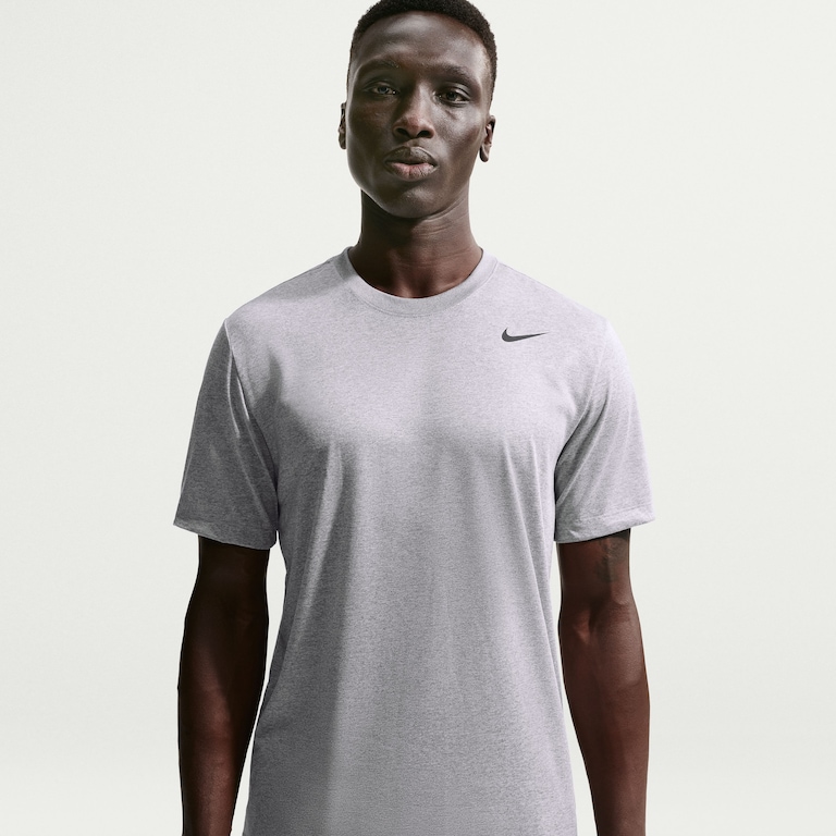 Camiseta Nike Dri-FIT Legend Masculina - Foto 1