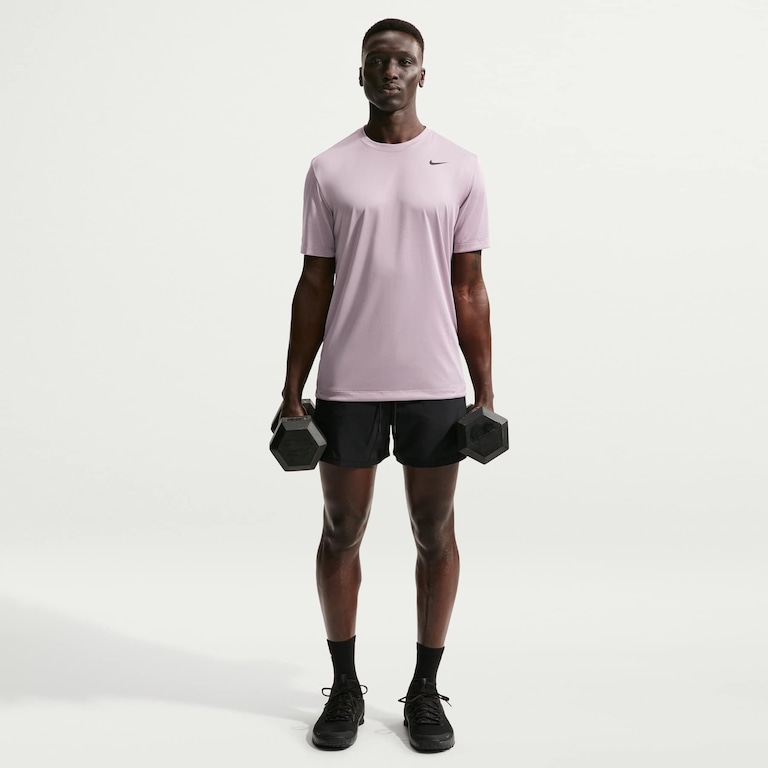 Camiseta Nike Dri-FIT Legend Masculina - Foto 4