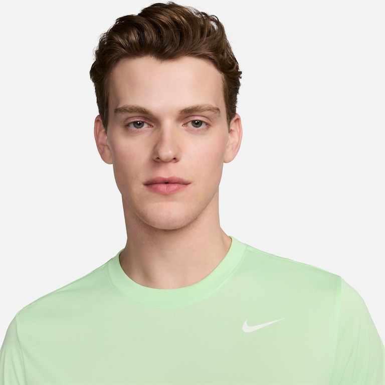 Camiseta Nike Dri-FIT Legend Masculina - Foto 3