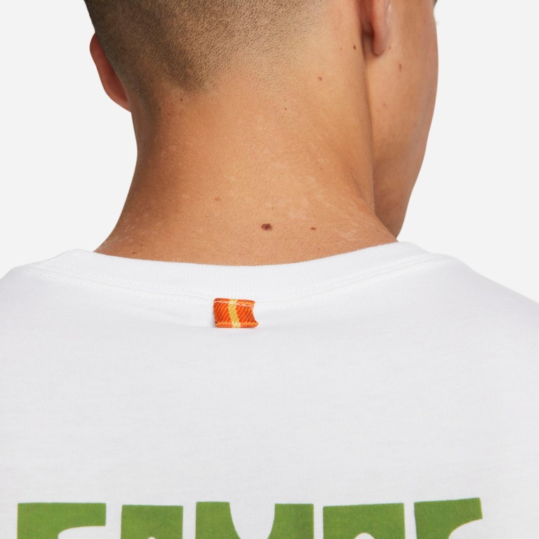 Camiseta Nike Sportswear Masculina - Foto 7