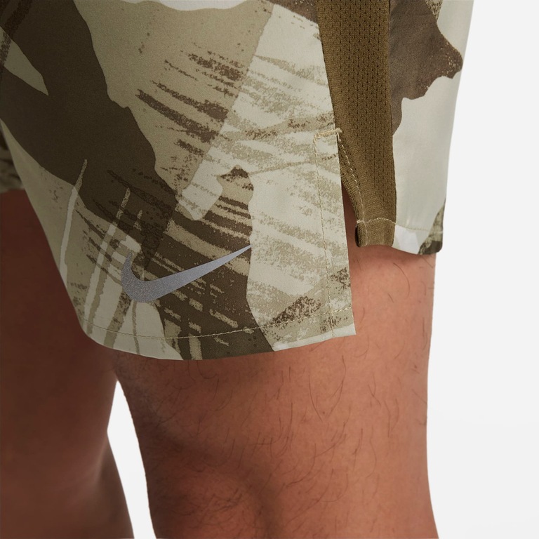 Shorts Nike Challenger Masculino - Foto 5