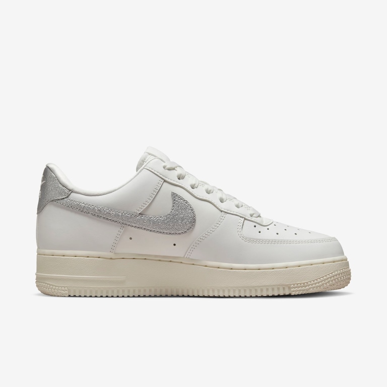 Tênis Nike Air Force 1 '07 Feminino - Foto 4