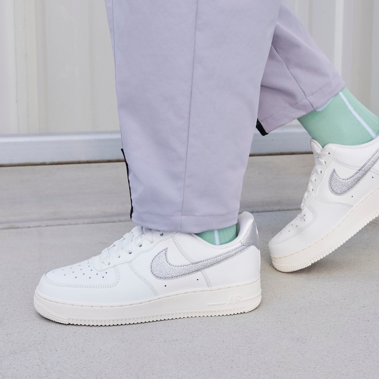 Tênis Nike Air Force 1 '07 Feminino - Foto 10