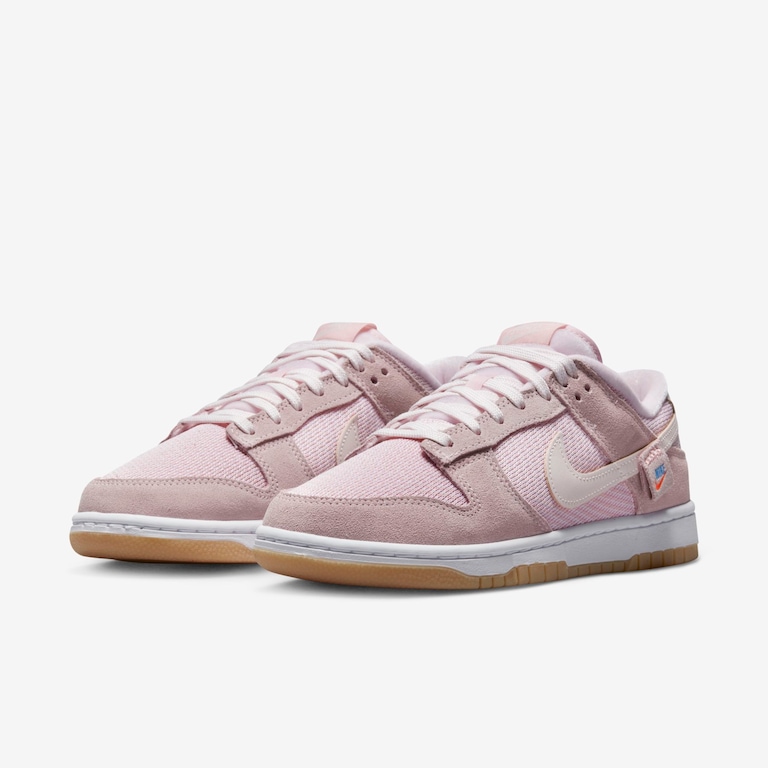 Tênis Nike Dunk Low SE Bear Feminino - Foto 5