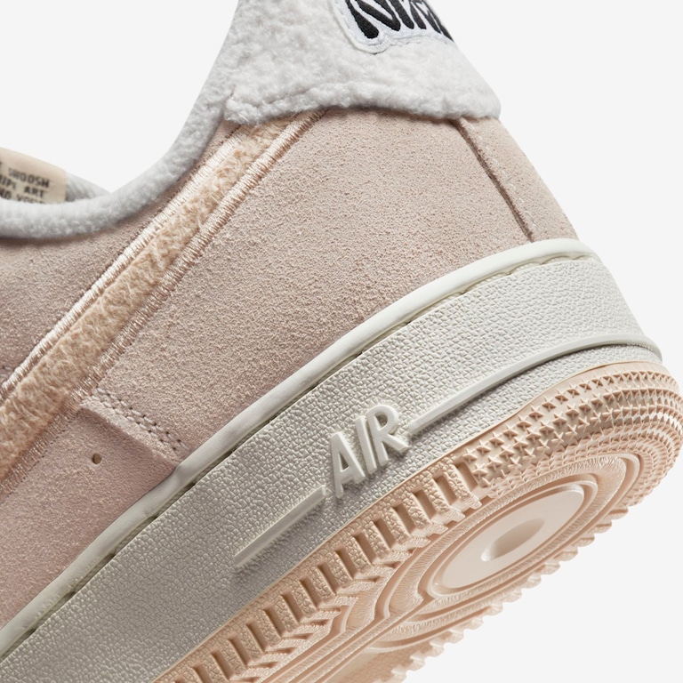 Tênis Nike Air Force 1 '07 SE Feminino - Foto 8