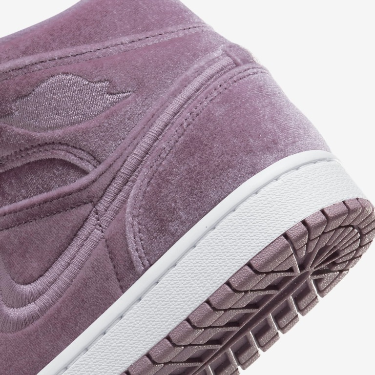 Tênis Air Jordan 1 Mid SE Feminino - Foto 10