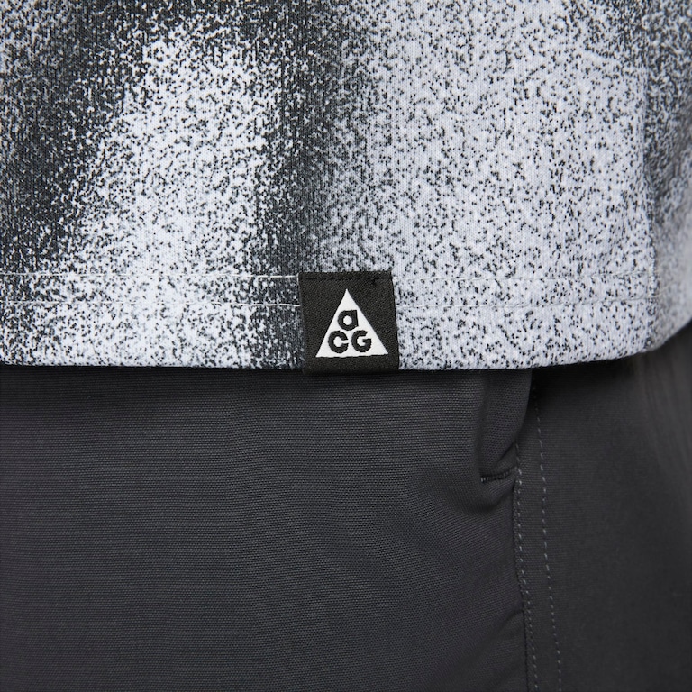 Camiseta Nike ACG Masculina - Foto 4