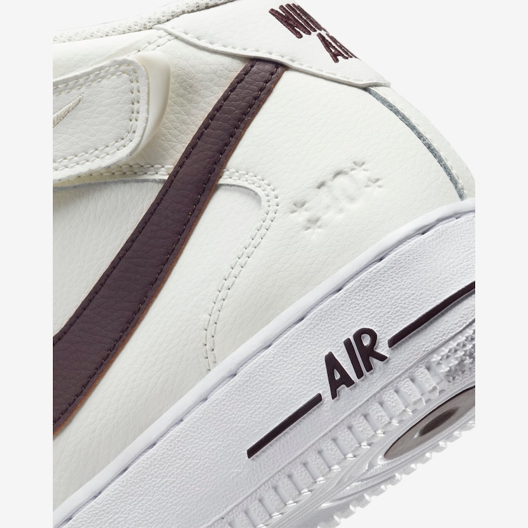Tênis Nike Air Force 1 Mid '07 LV8 Masculino - Foto 10