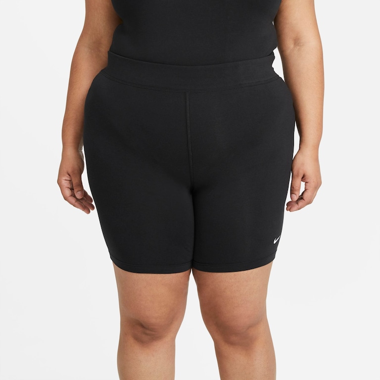 Plus Size - Shorts Nike Sportswear Essential Feminino - Foto 2