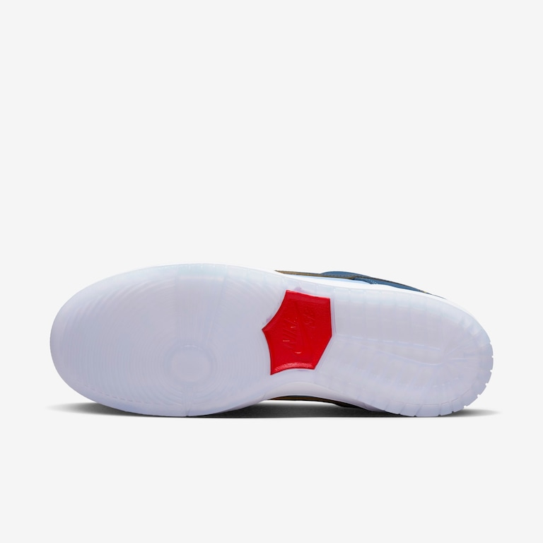 Tênis Nike SB Dunk Low - Foto 9