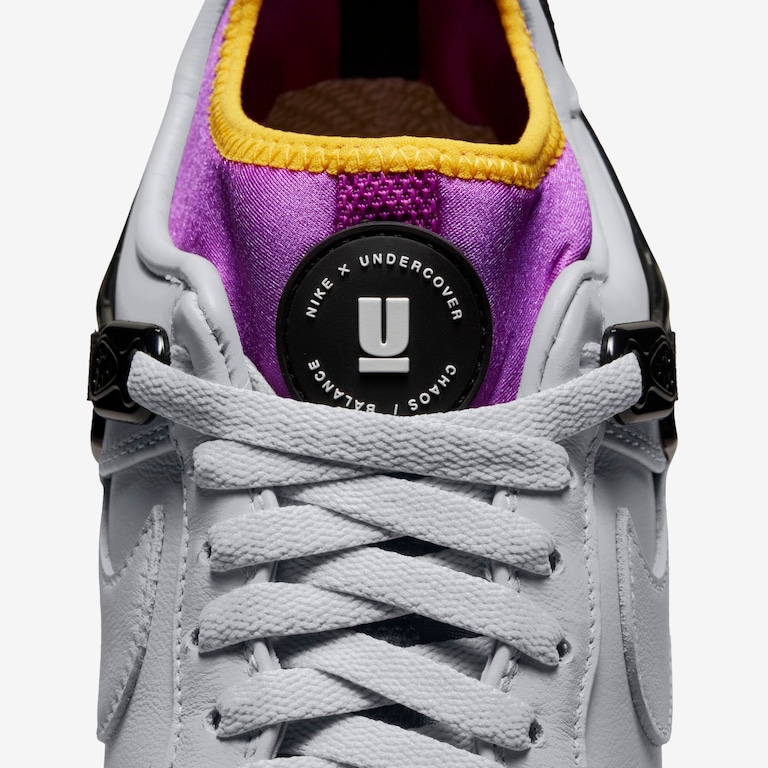 Tênis Nike Air Force 1 Low x UNDERCOVER - Foto 9