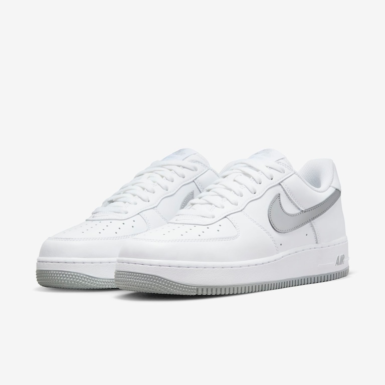 Tênis Nike Air Force 1 Low - Foto 5