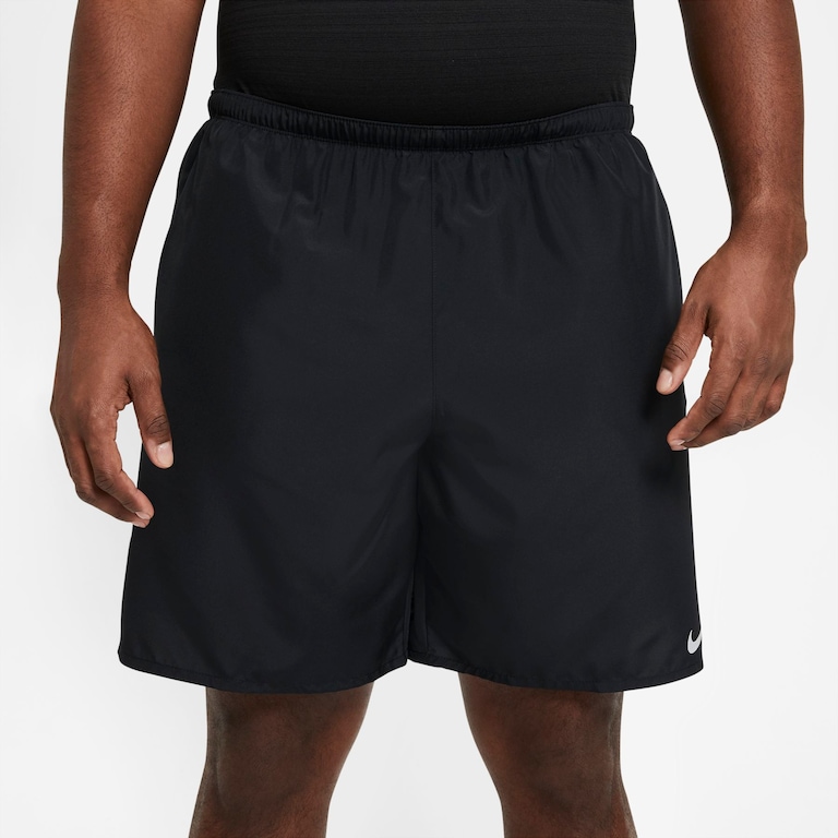 Shorts Nike Challenger Masculino - Foto 11
