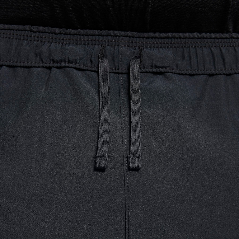 Shorts Nike Challenger Masculino - Foto 13