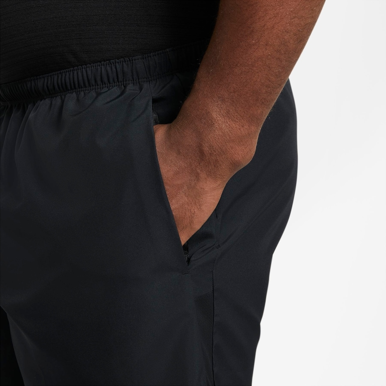 Shorts Nike Challenger Masculino - Foto 14