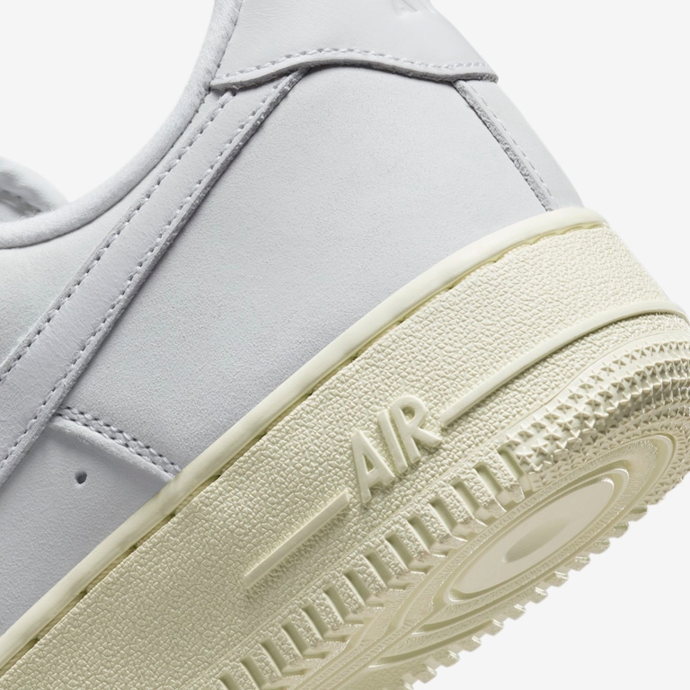 Tênis Nike Air Force 1 Premium Feminino - Foto 8
