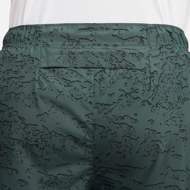 Shorts Nike Dri-FIT Run Division Challenger Masculino - Foto 6