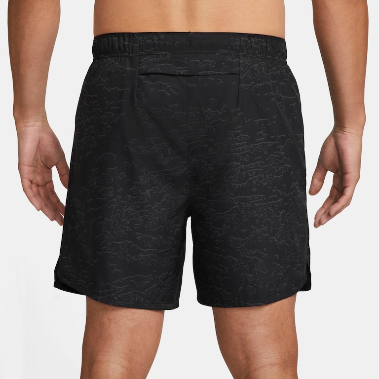 Shorts Nike Dri-FIT Run Division Challenger Masculino - Foto 3