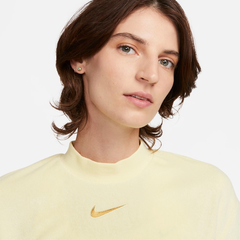 Camiseta Nike Sportswear A2 Feminina - Foto 3