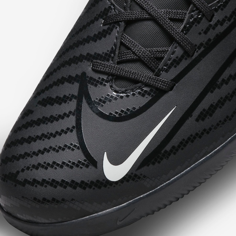 Chuteira Nike Phantom GX Club Futsal - Foto 7