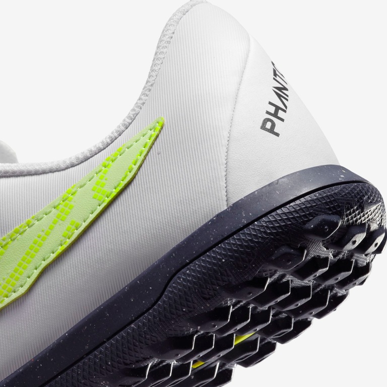 Chuteira Nike Phantom GX Club Infantil Society - Foto 8