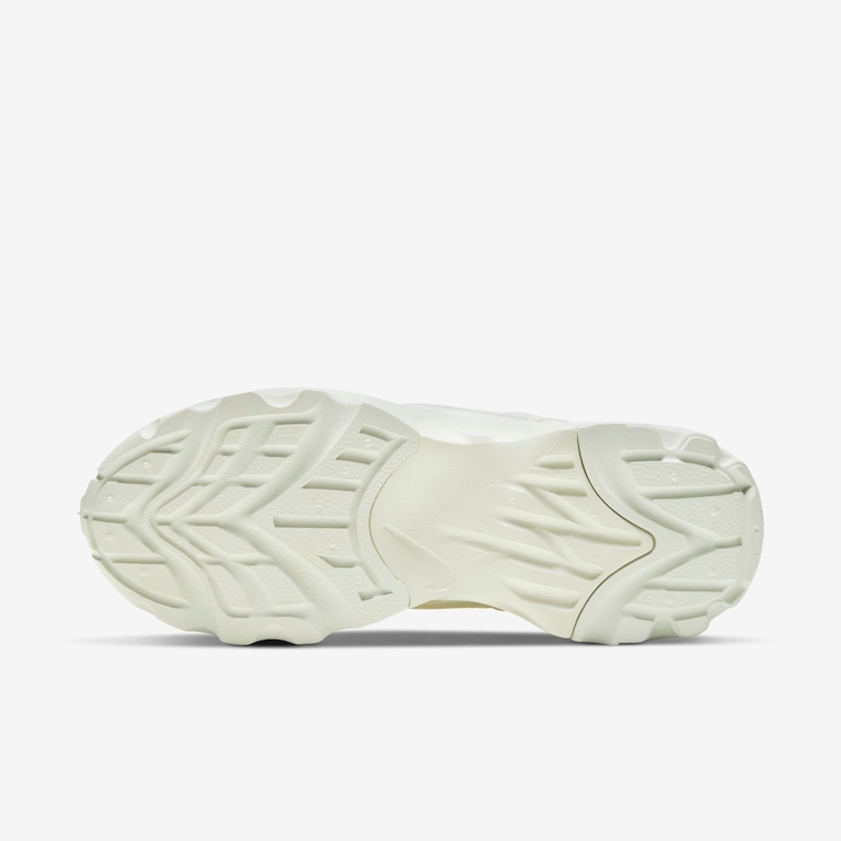 Tênis Nike TC 7900 Feminino - Foto 2
