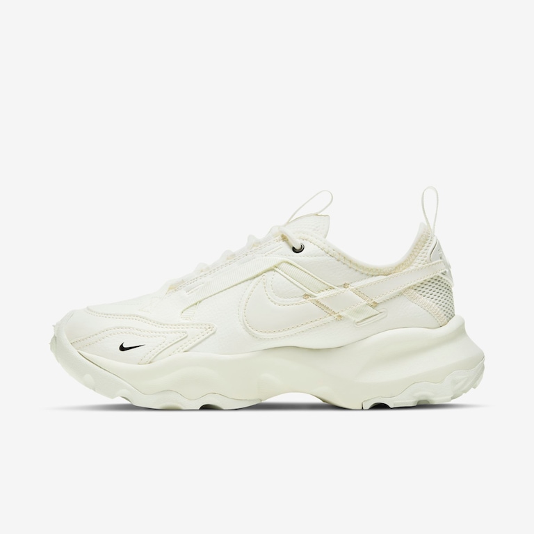 Tênis Nike TC 7900 Feminino - Foto 1