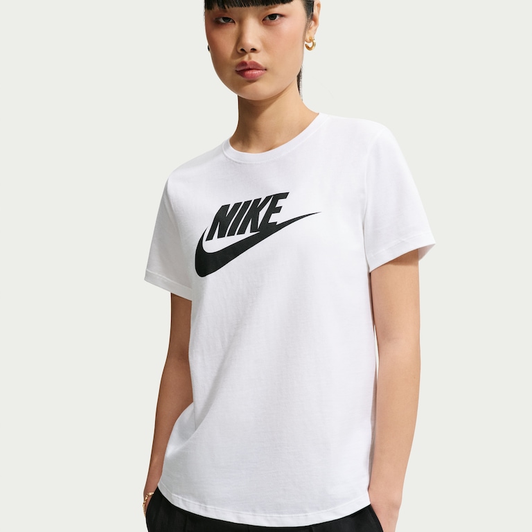 Camiseta Nike Sportswear Essentials Feminina - Foto 1