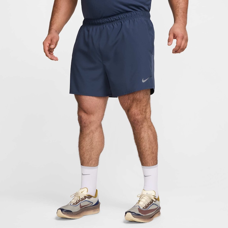 Shorts Nike Challenger Dri-FIT Masculino - Foto 10