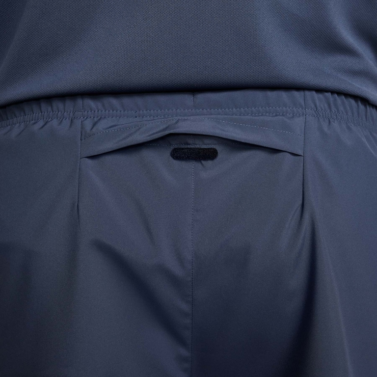 Shorts Nike Challenger Dri-FIT Masculino - Foto 15