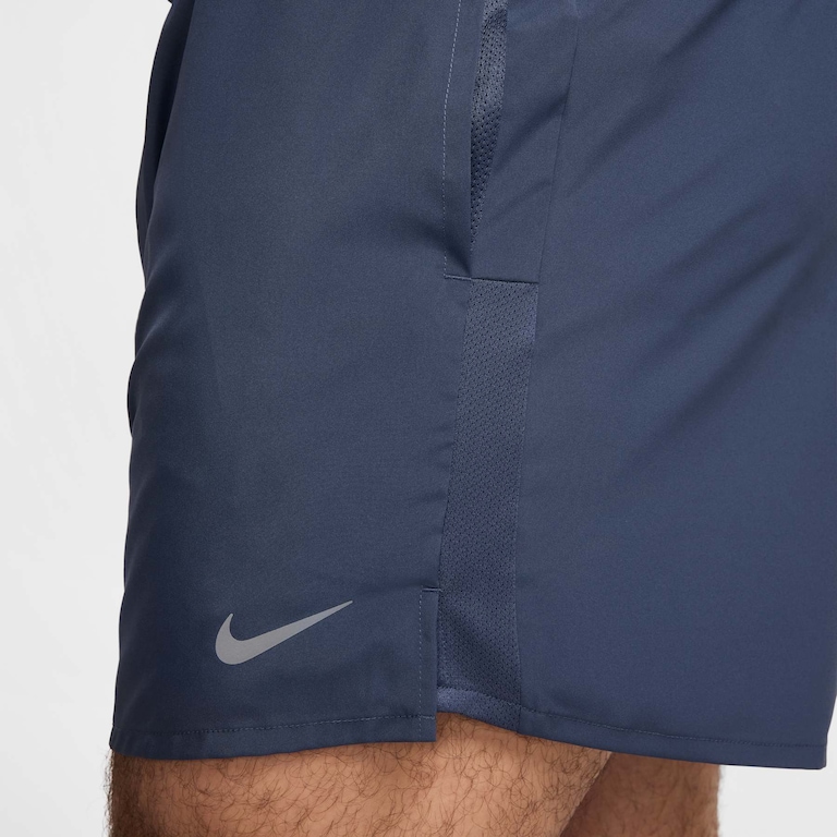 Shorts Nike Challenger Dri-FIT Masculino - Foto 16