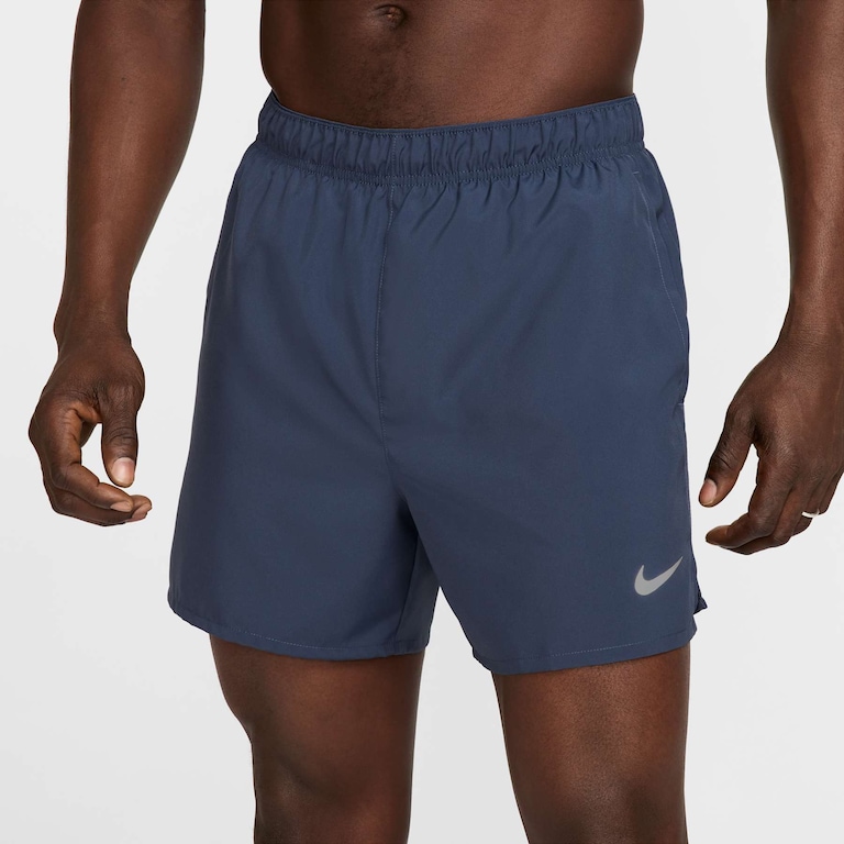 Shorts Nike Challenger Dri-FIT Masculino - Foto 2
