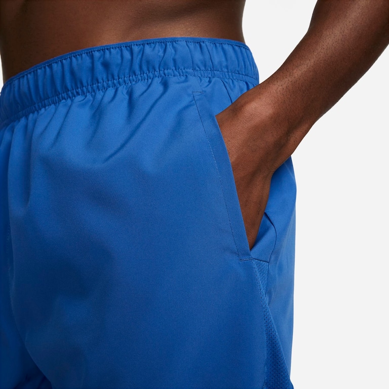 Shorts Nike Challenger Dri-FIT Masculino - Foto 5